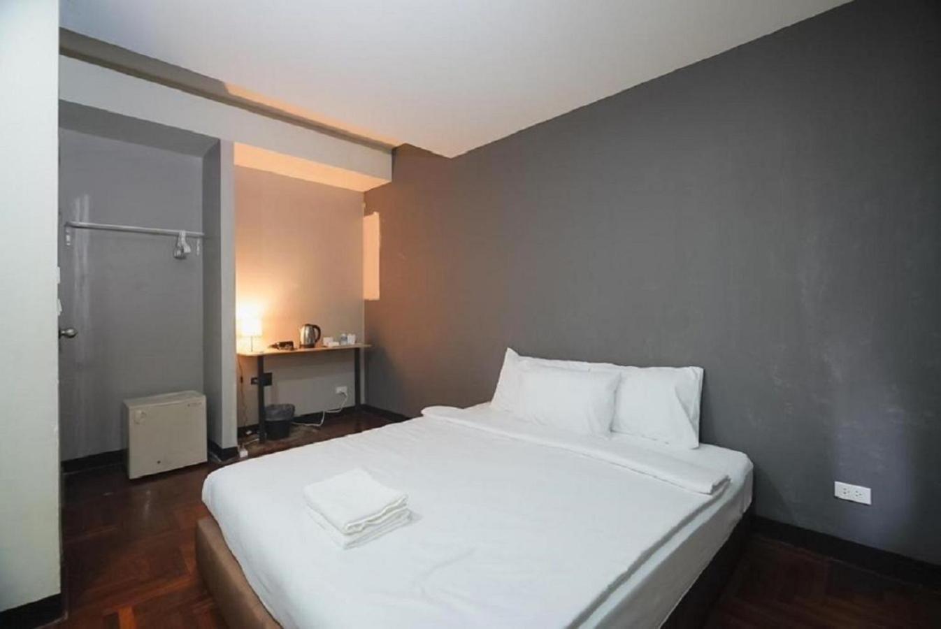 בנגקוק X Go Inn Silom Road -Bts Saint Louis מראה חיצוני תמונה